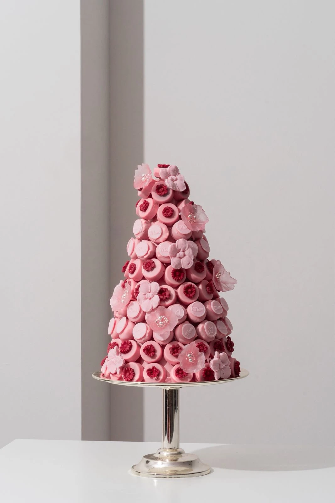 هرم الورود البينك